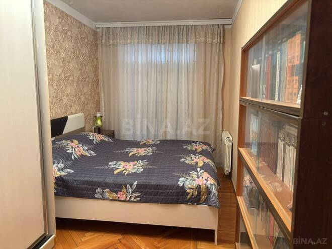 Продаётся 3-комн. вторичка 70 м², м. Иншаатчылар, photo 13 from 27