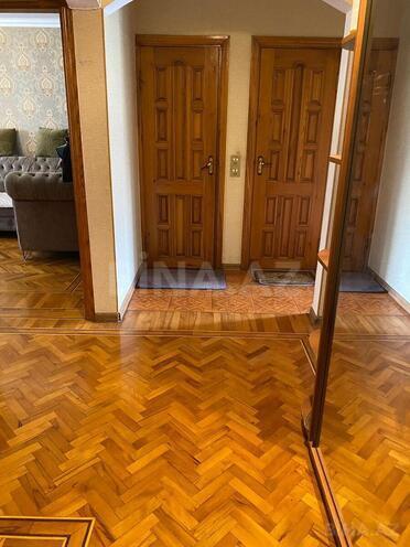 Satılır 3 otaqlı köhnə tikili 90 m², Həzi Aslanov m., photo 12 from 17