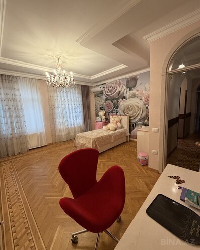 Продаётся 7-комн. дом/дача 400 м², photo 9 from 14