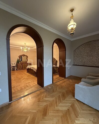 Продаётся 7-комн. дом/дача 400 м², photo 12 from 14
