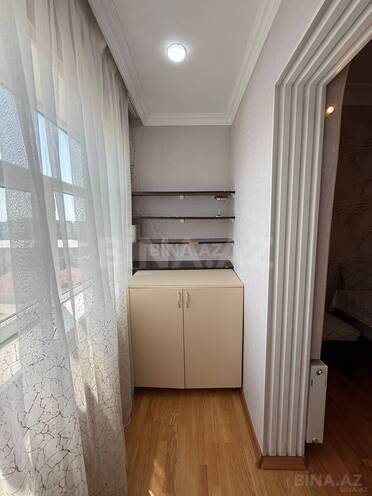 Продаётся 3-комн. вторичка 90 м², м. Ази Асланов, photo 9 from 17