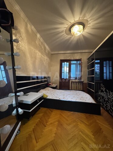 Satılır 5 otaqlı köhnə tikili 130 m², 20 Yanvar m., photo 10 from 14