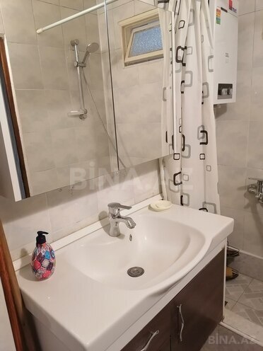 Satılır 3 otaqlı köhnə tikili 80 m², Nizami m., photo 8 from 10