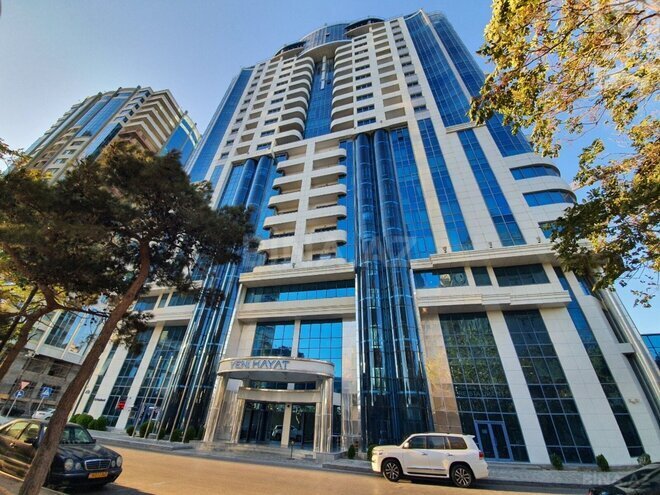 Satılır 3 otaqlı yeni tikili 135 m², 28 May m., photo 1 from 30