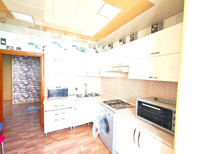 Satılır 3 otaqlı köhnə tikili 85 m², Yeni Günəşli q., photo 12 from 18