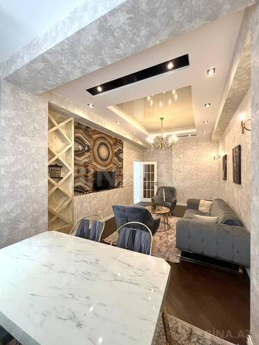 İcarəyə verilir 2 otaqlı köhnə tikili 65 m², Bakmil m., photo 4 from 17