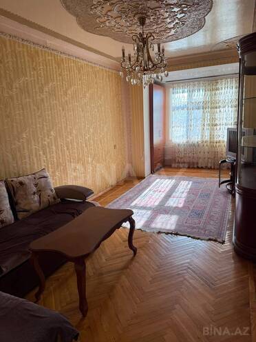 İcarəyə verilir 2 otaqlı köhnə tikili 70 m², Azadlıq Prospekti m., photo 7 from 11