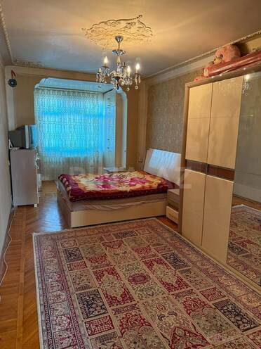 İcarəyə verilir 2 otaqlı köhnə tikili 70 m², Azadlıq Prospekti m., photo 1 from 11