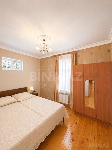 Satılır 4 otaqlı həyət evi/bağ evi 210 m², Şüvəlan q., photo 20 from 24