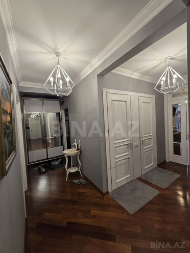 Продаётся 5-комн. вторичка 120 м², м. Ази Асланов, photo 18 from 22