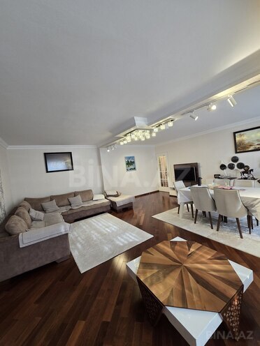 Продаётся 5-комн. вторичка 120 м², м. Ази Асланов, photo 11 from 22