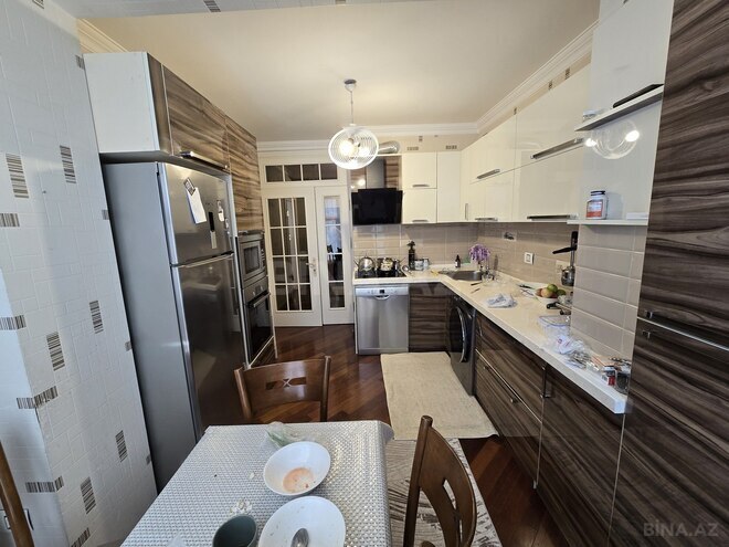 Продаётся 5-комн. вторичка 120 м², м. Ази Асланов, photo 12 from 22