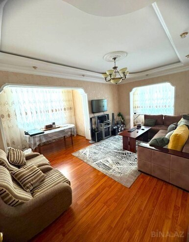 Satılır 2 otaqlı köhnə tikili 60 m², Qaraçuxur q., photo 1 from 10