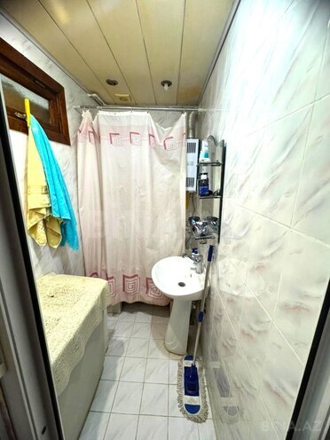 Satılır 2 otaqlı köhnə tikili 60 m², Qaraçuxur q., photo 8 from 10
