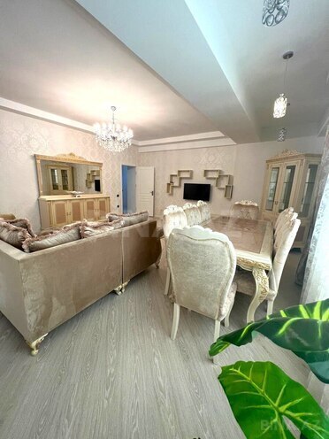 Сдаётся 3-комн. новостройка 145 м², м. Гянджлик, photo 3 from 11