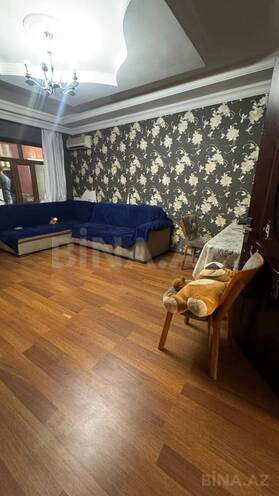 Satılır 4 otaqlı həyət evi/bağ evi 120 m², 8-ci mikrorayon q., photo 3 from 20