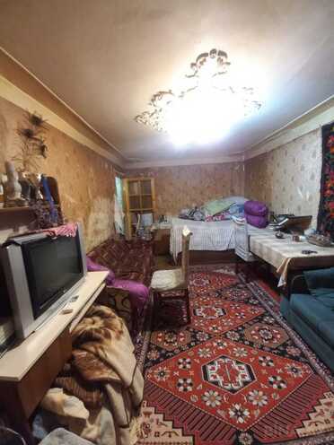 Продаётся 1-комн. вторичка 40 м², м. Ази Асланов, photo 1 from 7