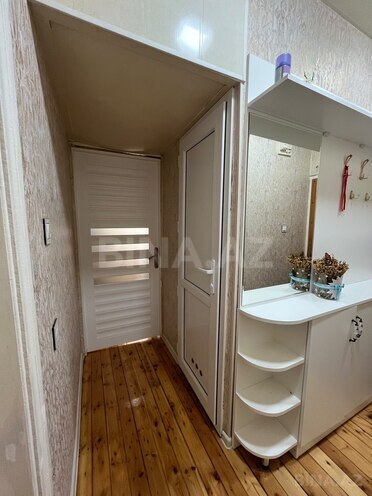 Продаётся 2-комн. вторичка 40 м², м. Ази Асланов, photo 13 from 17