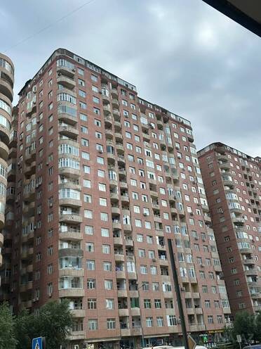 Продаётся 2-комн. новостройка 66 м², м. Иншаатчылар, photo 1 from 12