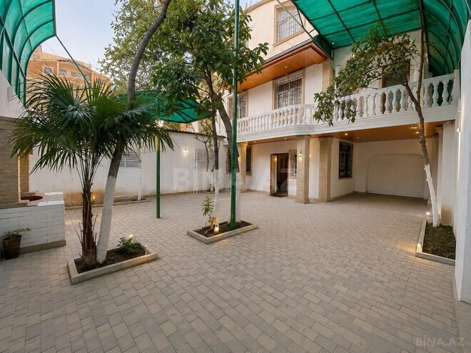Satılır 9 otaqlı həyət evi/bağ evi 450 m², Gənclik m., photo 22 from 23