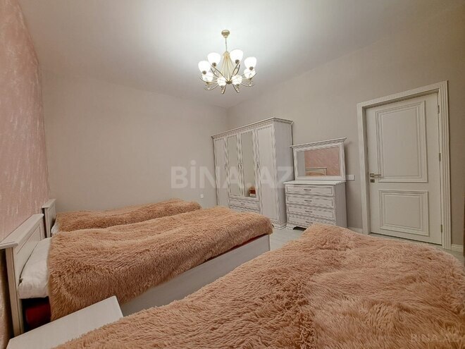 Satılır 5 otaqlı həyət evi/bağ evi 200 m², photo 14 from 32