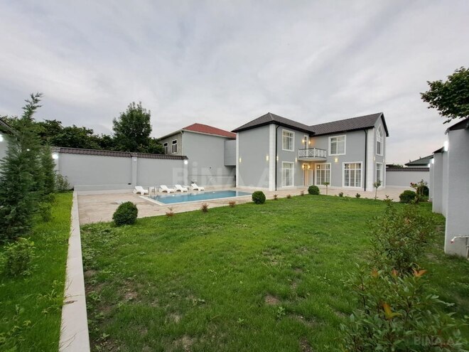 Satılır 5 otaqlı həyət evi/bağ evi 200 m², photo 1 from 32