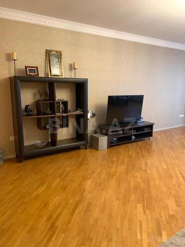 Сдаётся 3-комн. новостройка 150 м², м. Низами, photo 10 from 18