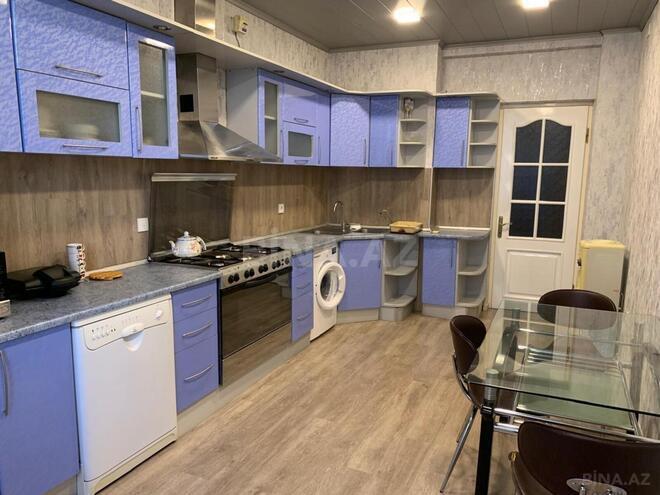 Сдаётся 3-комн. новостройка 150 м², м. Низами, photo 7 from 18