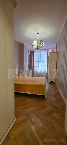 Сдаётся 3-комн. новостройка 137 м², м. Элмляр Академиясы, photo 4 from 12
