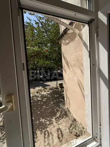 İcarəyə verilir 2 otaqlı köhnə tikili 60 m², İnşaatçılar m., photo 23 from 24