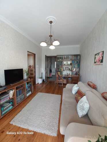 Satılır 2 otaqlı köhnə tikili 60 m², Elmlər Akademiyası m., photo 4 from 13