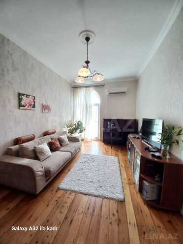 Satılır 2 otaqlı köhnə tikili 60 m², Elmlər Akademiyası m., photo 3 from 13