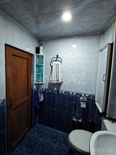 Продаётся 3-комн. вторичка 70 м², м. Кара Караев, photo 18 from 25