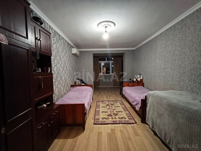 Продаётся 3-комн. вторичка 70 м², м. Кара Караев, photo 11 from 25