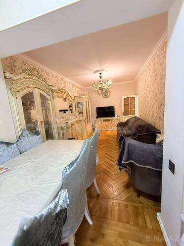 Продаётся 2-комн. вторичка 70 м², м. Насими, photo 3 from 14