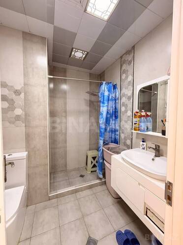 Продаётся 2-комн. вторичка 70 м², м. Насими, photo 13 from 14