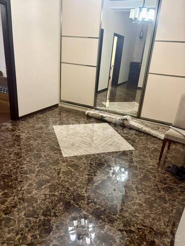 Сдаётся 4-комн. новостройка 160 м², м. Низами, photo 11 from 14