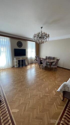 İcarəyə verilir 3 otaqlı köhnə tikili 100 m², İçəri Şəhər m., photo 11 from 15