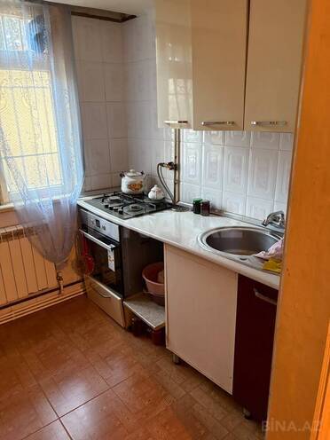Продаётся 4-комн. вторичка 70 м², photo 4 from 19