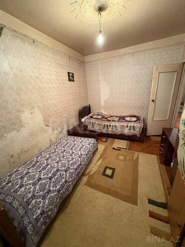 Продаётся 4-комн. вторичка 70 м², photo 7 from 19