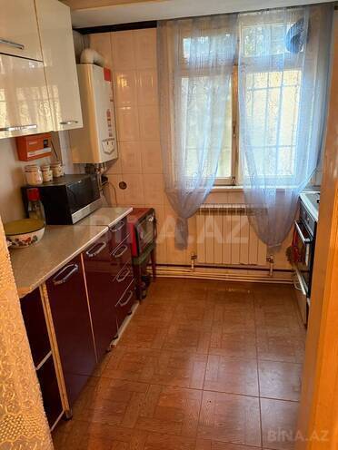 Продаётся 4-комн. вторичка 70 м², photo 8 from 19