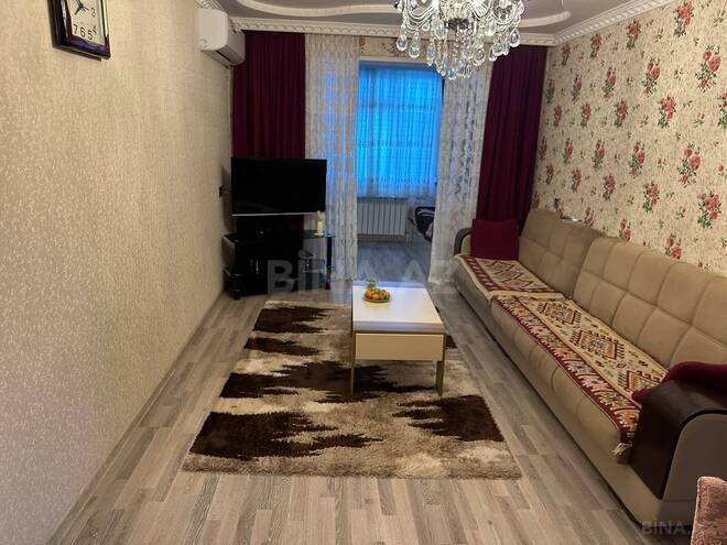 Продаётся 2-комн. вторичка 48 м², м. Нефтчиляр, photo 1 from 12