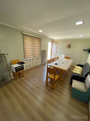 Satılır 4 otaqlı həyət evi/bağ evi 185 m², Novxanı q., photo 1 from 28