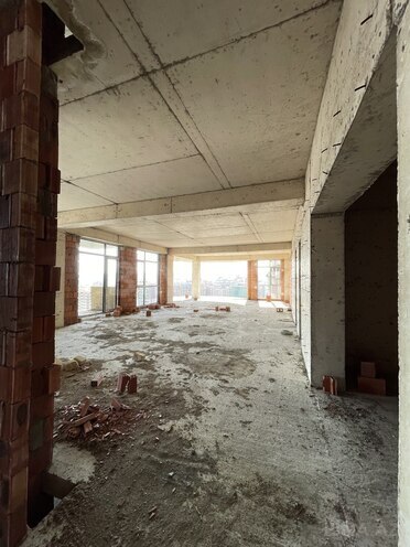 Продаётся 4-комн. новостройка 187 м², м. 28 мая, photo 3 from 8