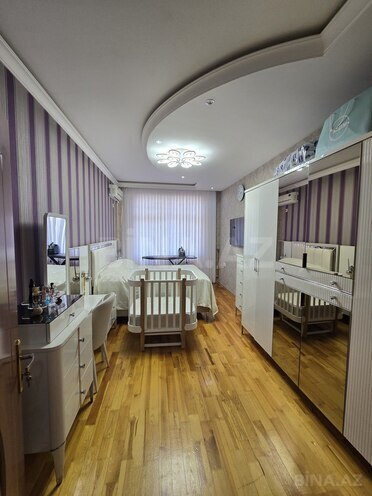 Продаётся 3-комн. новостройка 105 м², м. Ази Асланов, photo 1 from 17