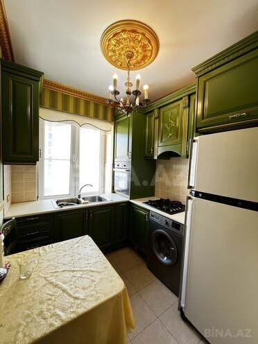 İcarəyə verilir 2 otaqlı köhnə tikili 65 m², Elmlər Akademiyası m., photo 4 from 13