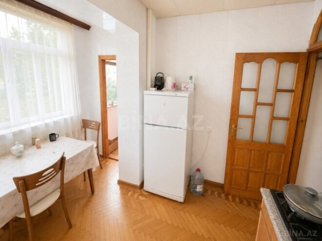 Продаётся 2-комн. вторичка 70 м², м. Насими, photo 9 from 13