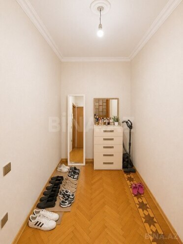 Продаётся 2-комн. вторичка 70 м², м. Насими, photo 6 from 13