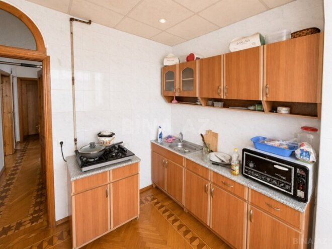 Продаётся 2-комн. вторичка 70 м², м. Насими, photo 8 from 13