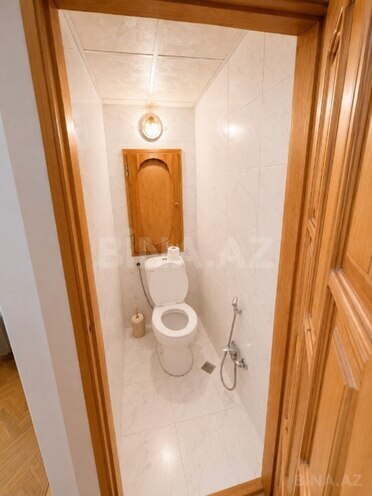 Продаётся 2-комн. вторичка 70 м², м. Насими, photo 10 from 13